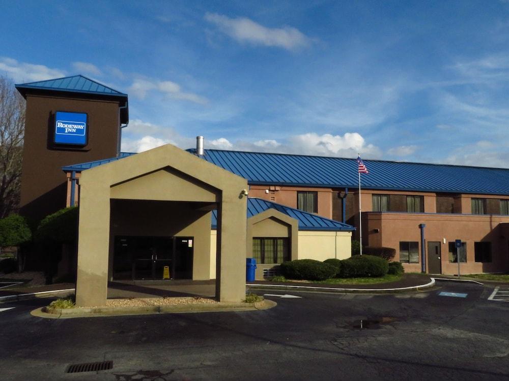 Rodeway Inn Austell Exterior foto